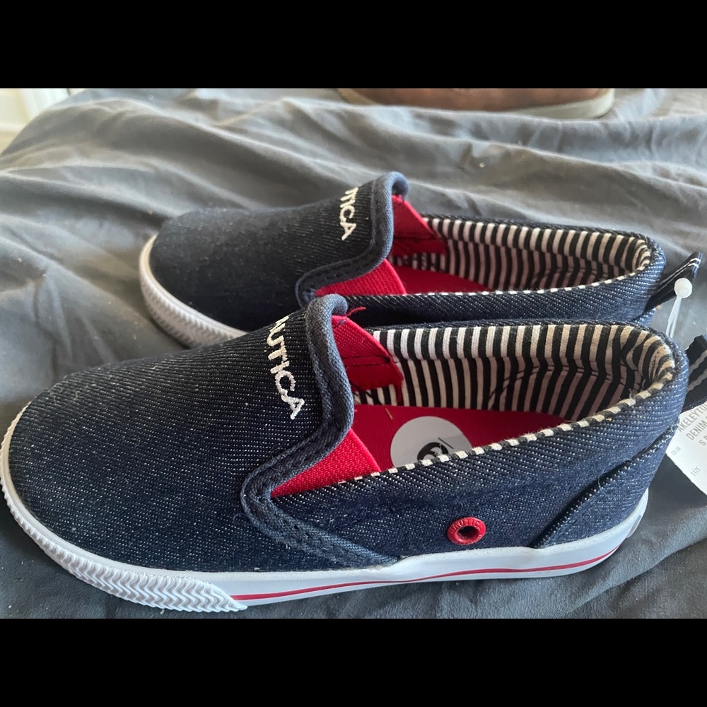 Nautica Jean mature shoes